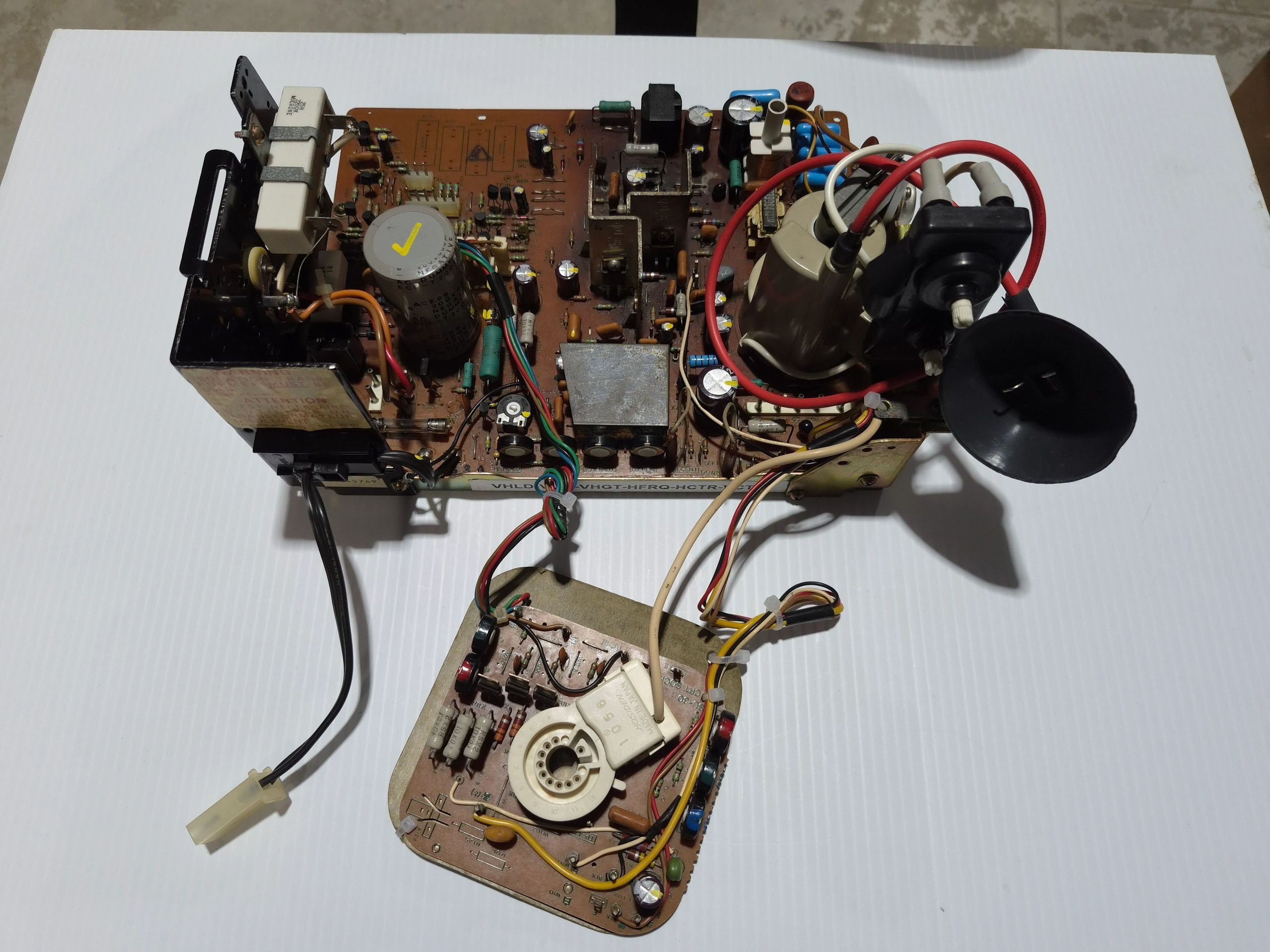 Electrohome G07-CB0 — refurbished arcade monitor chassis